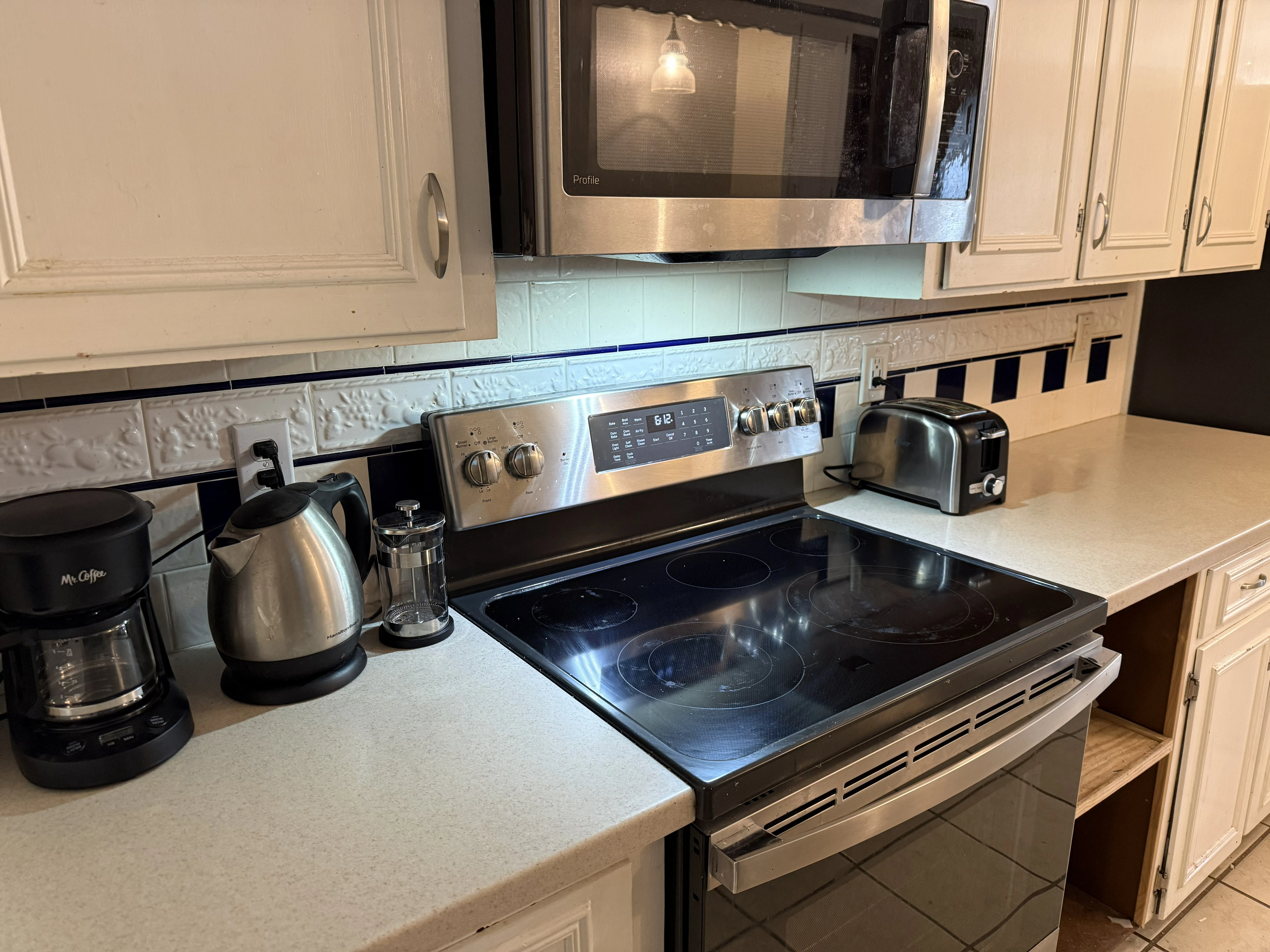 Modern kitchen
